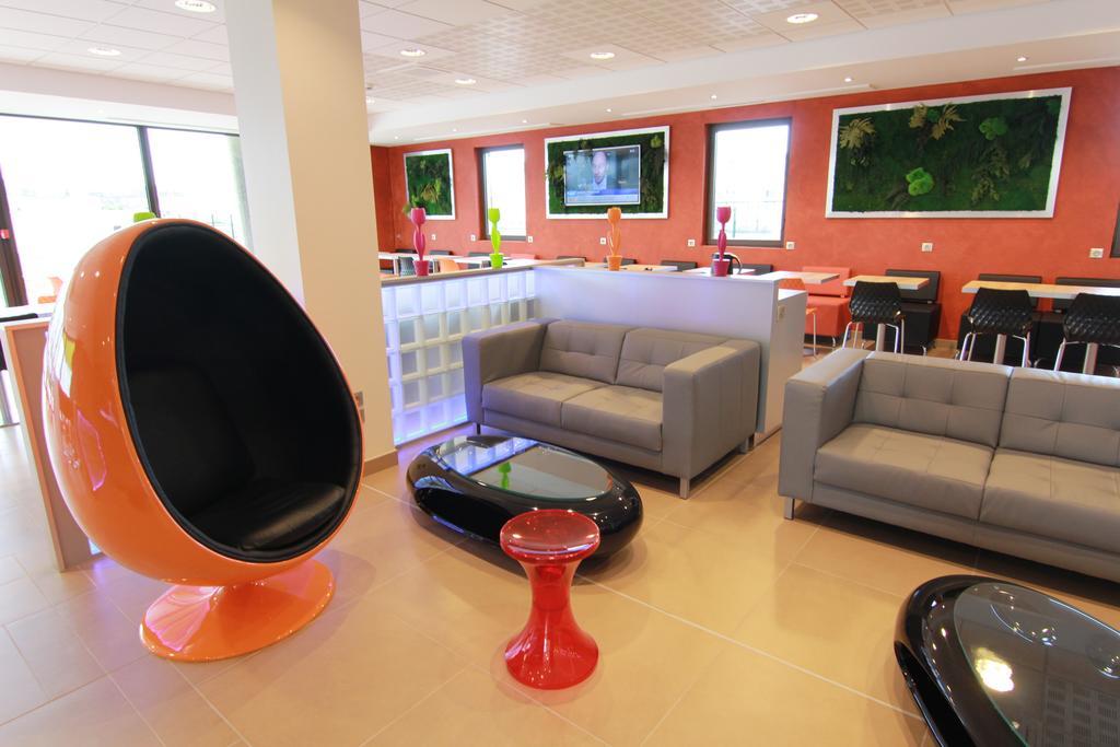 Отель Ibis Styles Flers Экстерьер фото