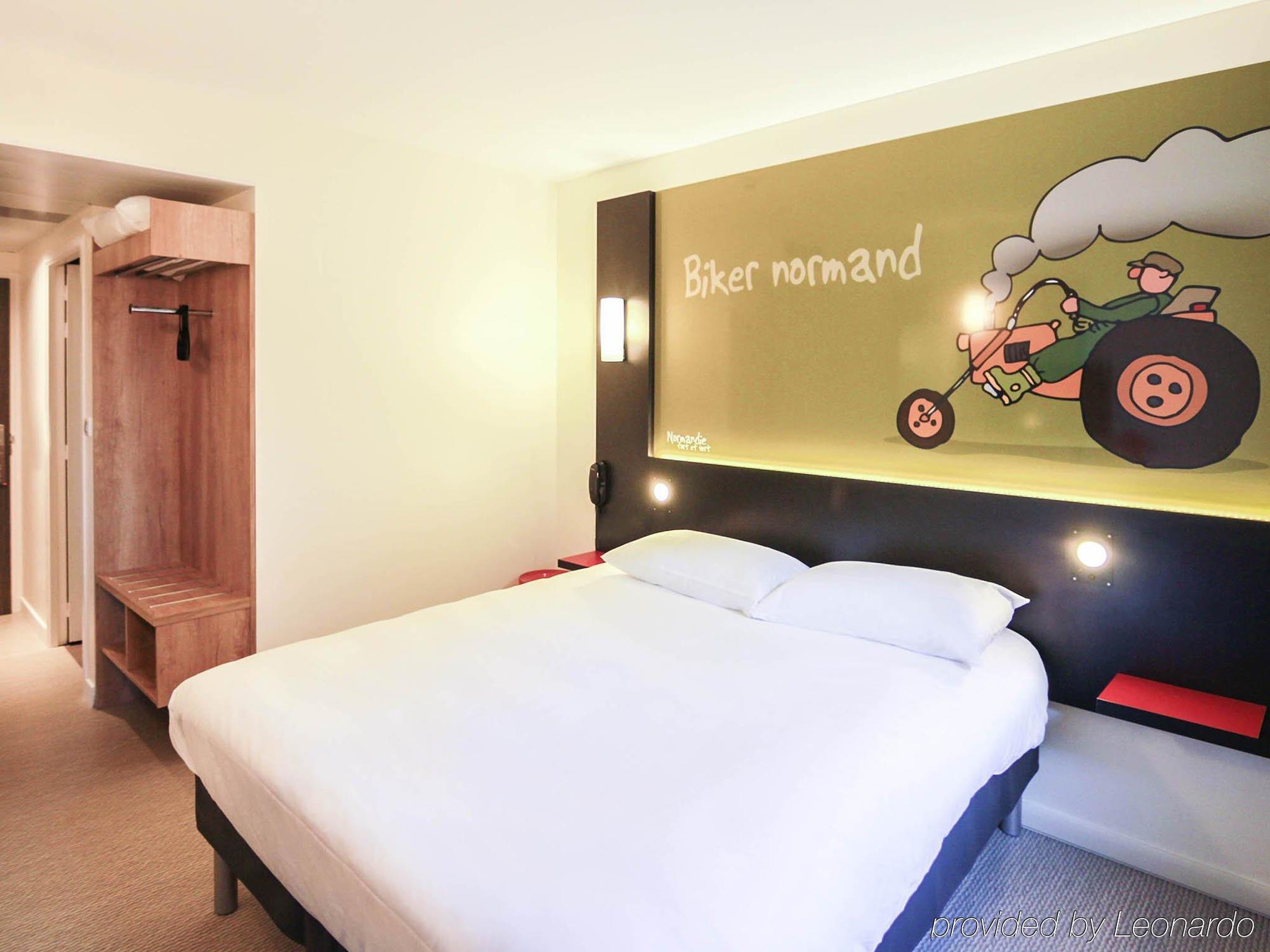 Отель Ibis Styles Flers Экстерьер фото